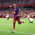 رافينيا-يتجاوز-ميسي-بعد-7-جولات-وبرشلونة-يمدد-بدايته-التاريخية.jpg